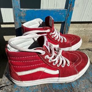 VANS - Sk8-hi - Kids size 3 - Red - like new